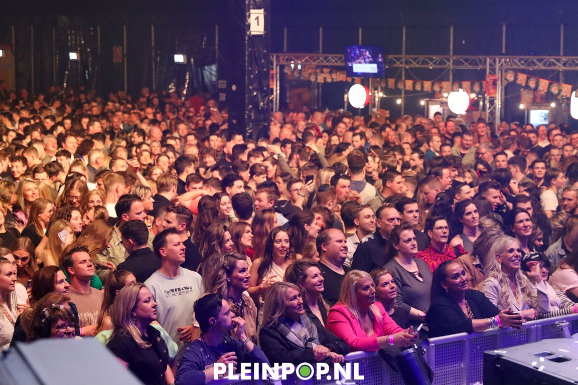 André Hazes jr    (42)